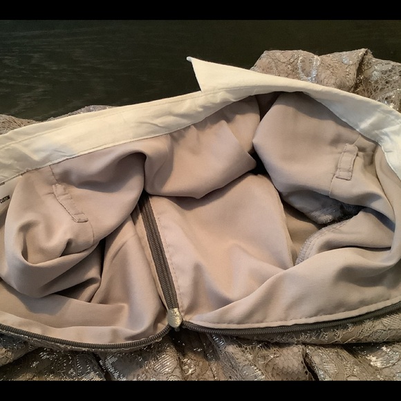 🎉HOST PICK🎉 Eshakti Silver Lace Dress size 14 - Picture 7 of 15